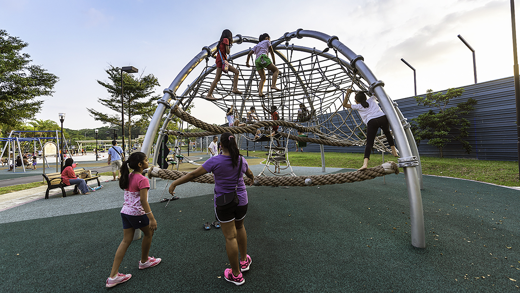 Canb_041-carousel.jpg