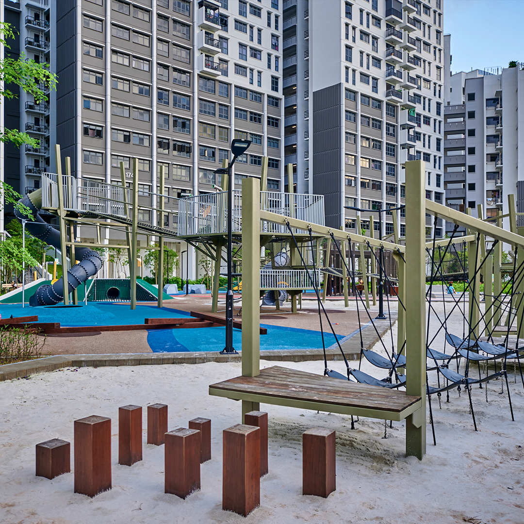 LandBirds_Side01.jpg