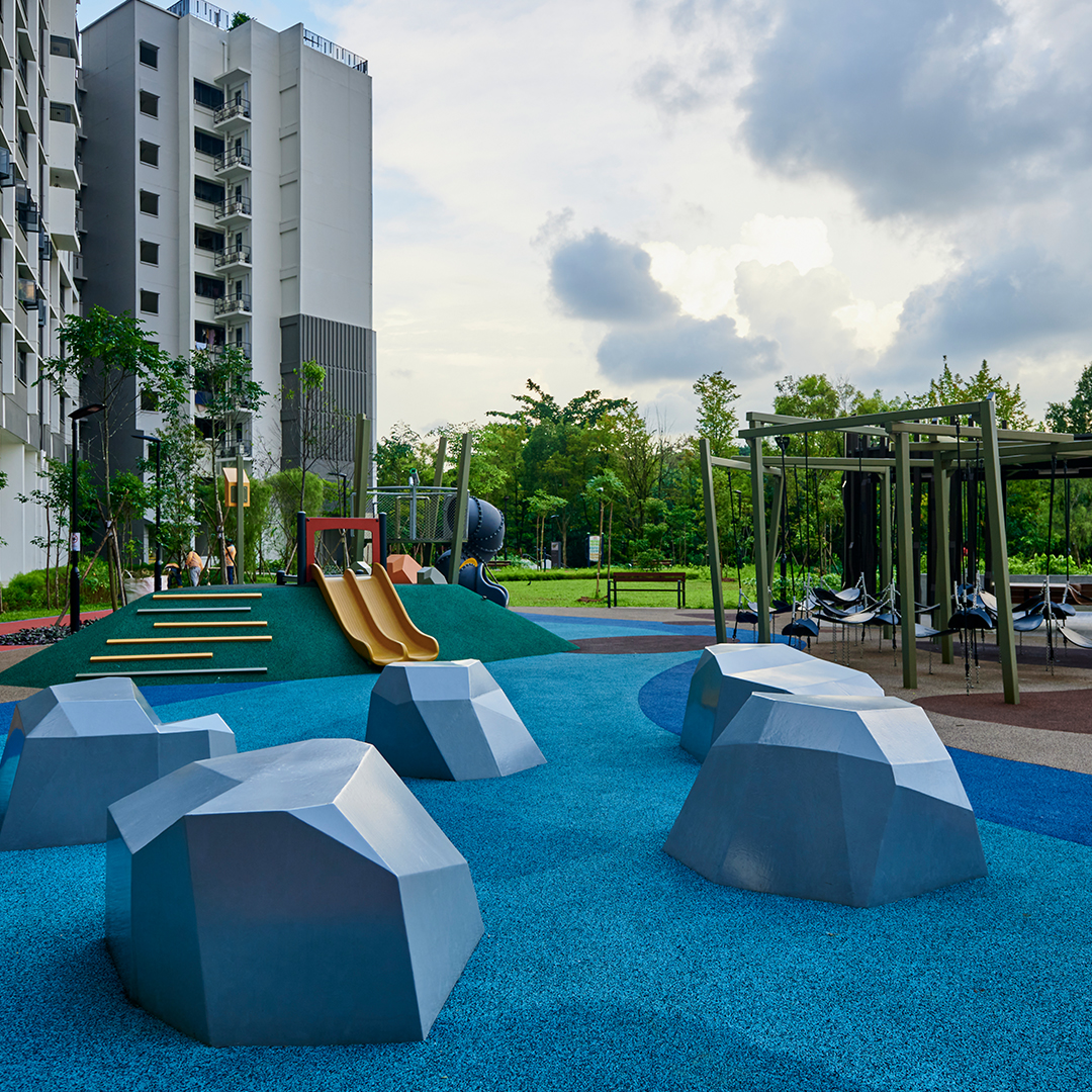 LandBirds_Side04.jpg