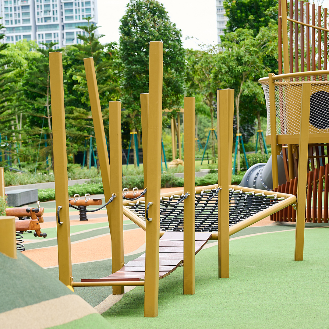 ParkRegent_Side_03.jpg