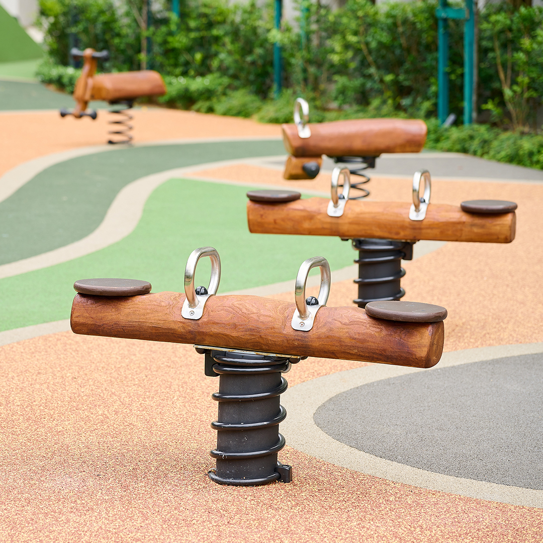 ParkRegent_Side_04.jpg