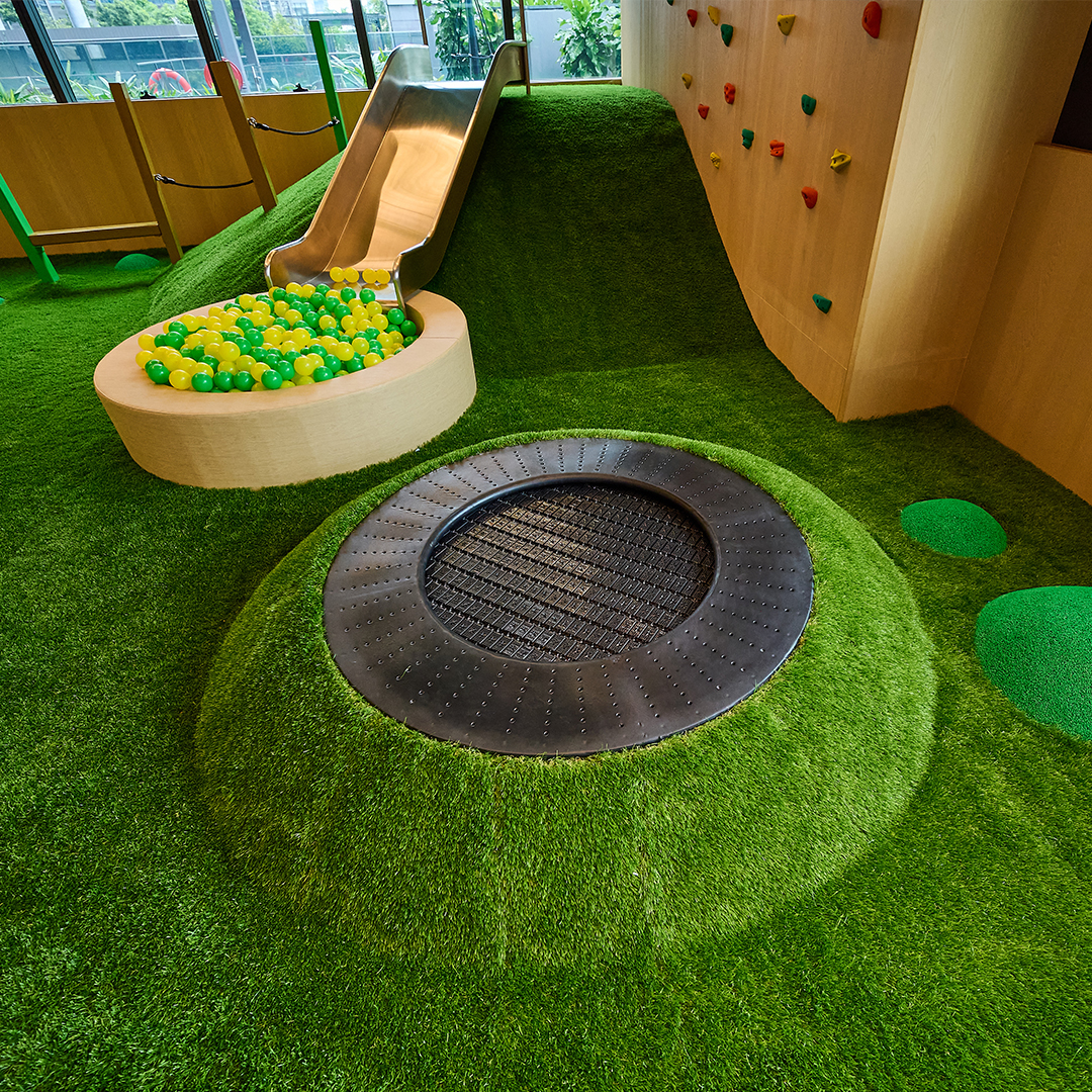 TRX_IndoorPG_Side04.jpg