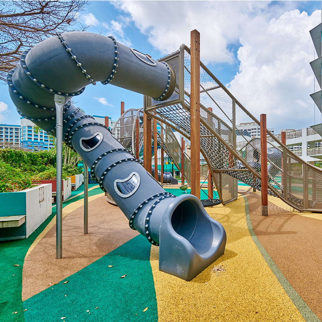 UWCSEA_Side_01.jpg
