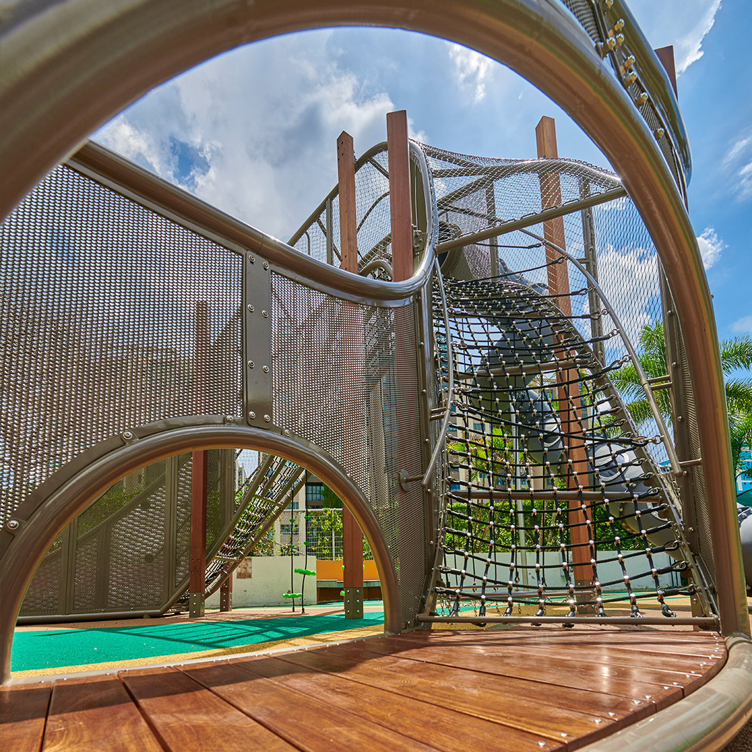 UWCSEA_Side_03.jpg