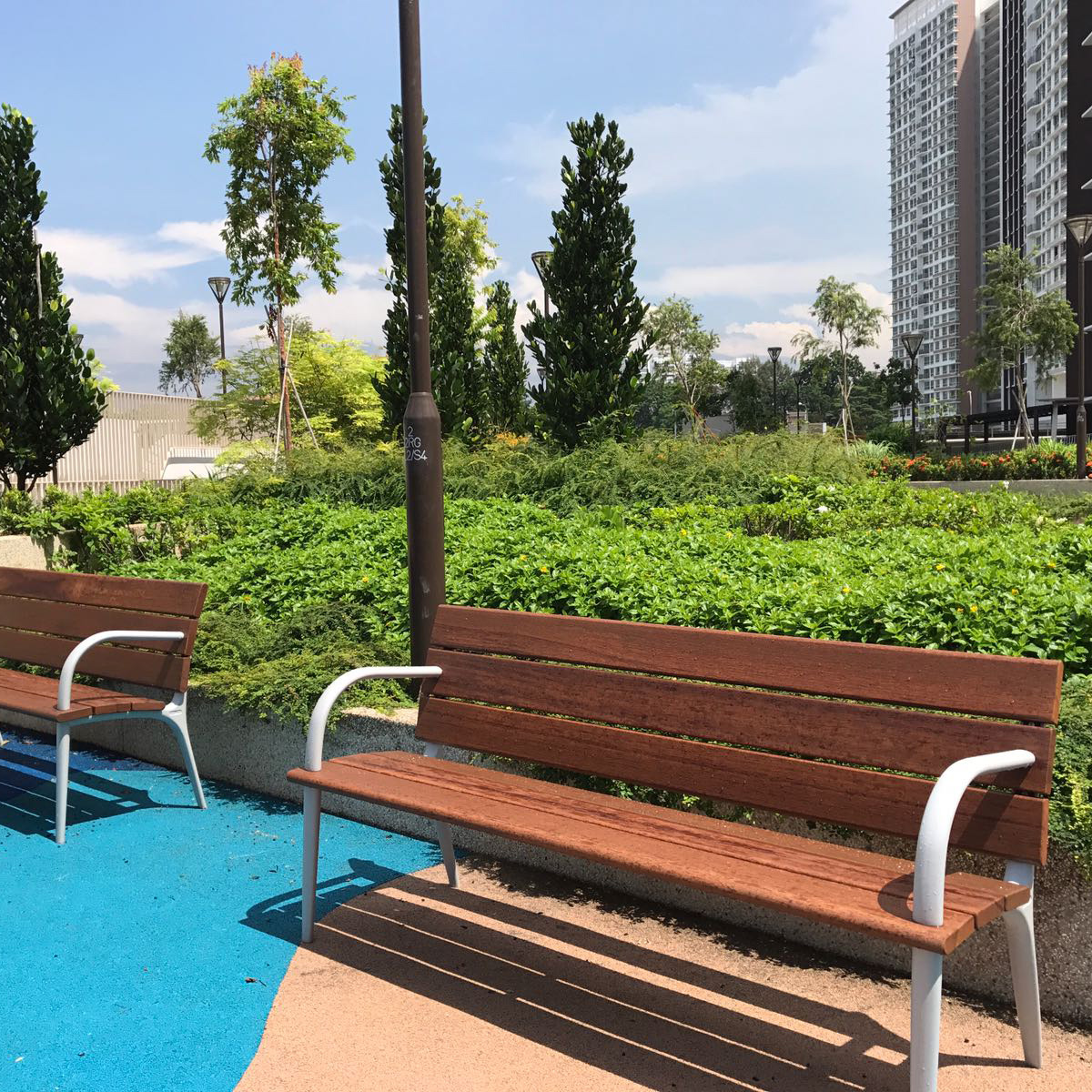 riva-bench.jpg
